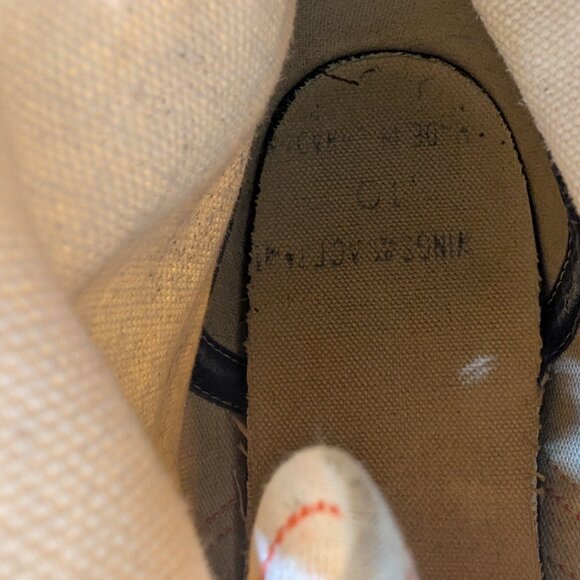 VTG Acton Wings Broomball Men's 10 White Canvas Broom Ball Athletic Sneaker - Picture 9 of 12